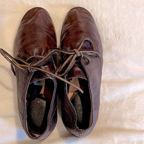 frye laces